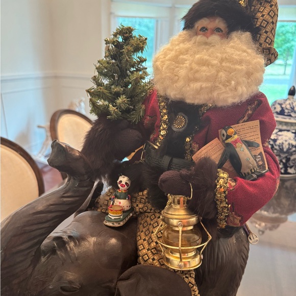 Limited edition Karen Didion light up Santa on elephant - Picture 2 of 13